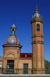 Capilla del Carmen nel Barrio de Triana a Siviglia. E' anche chiamata in modo popolare come, "l'accendino" - © Juan G. Aunion / Shutterstock.com