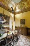 L'elegante sala da pranzo di Casa Rodolfo Siviero a Firenze
