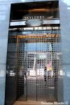 I turisti che salgono sulla JPMorgan Chase Tower a Houston hanno come obiettivo la spettacolare Sky Lobby, con uno splendido panorama sulla città - © Valentina Maietta / www.guendastravels.com ...