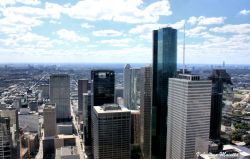 La skyline di Houston in Texas, fotografata dalla Sky Lobby della JPMorgan Chase Tower 