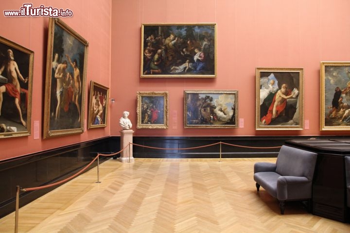 Immagine Sala con pregevoli opere di pittura a Museo della storia dell'arte di Vienna (Kunsthistorisches Museum) - © Tupungato / Shutterstock.com