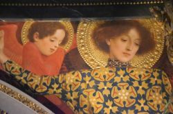 Un dettahlio dei dipinti di Klimt nella volta del Kunsthistorisches Museum di Vienna