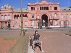 ..la casa rosada ed il caldo sudamericano..