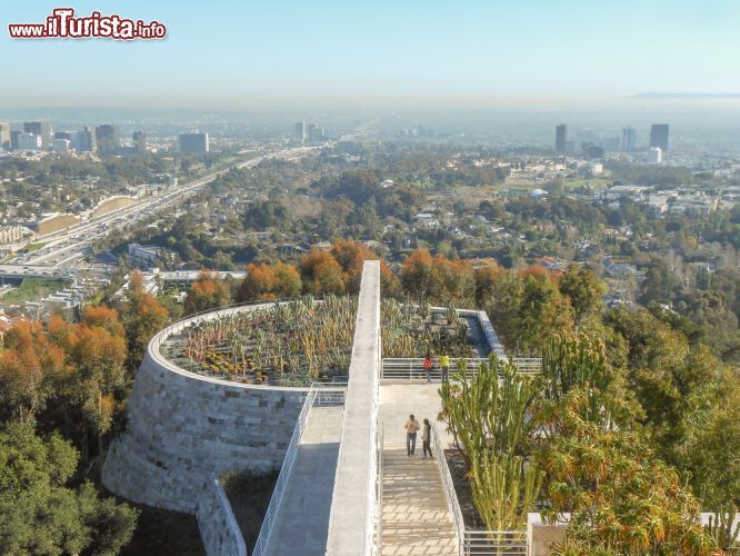 Immagine Il panorama di Los Angeles fotografato dal Getty Center  - © alarico / Shutterstock.com