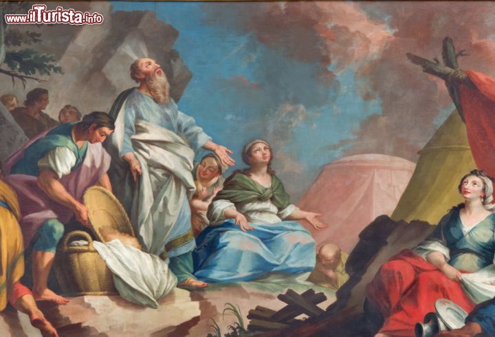 Immagine Affresco che raffigura Mosè. Di autore sconosciuto si trova all'interno della Cattedrale di Santa Maria Assunta, il Duomo di Padova - © Renata Sedmakova / Shutterstock.com