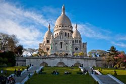 La grande Basilica parigina: la chiesa del Sacro Cuore di Gesu a Montmartre- © Sergey Kelin / Shutterstock.com