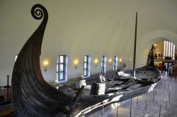 Sono tre i drakkar esposti al Vikingskipshuset, rispettivamente le navi Oseberg, Gokstad e Tune - © valeriiaarnaud / Shutterstock.com 