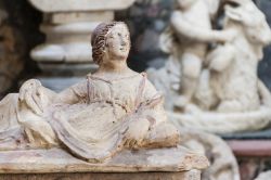 un particolare delle opere d'arte esposte nella Casa museo Lodovico Pogliaghi