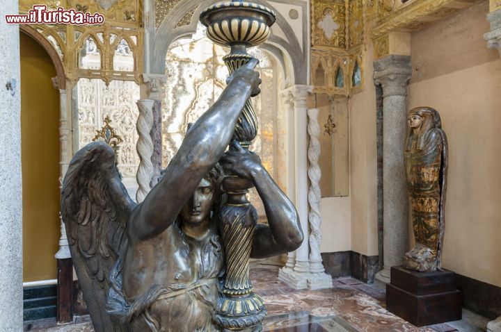 Immagine Una statua dentro la Casa museo Lodovico Pogliaghi