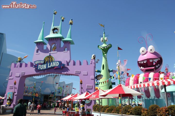 Immagine Il parco divertimenti Fun Land si trova dentro al complesso degli Universal Studios di Hollywood, a Los Angeles (California) - © Supannee Hickman / Shutterstock.com