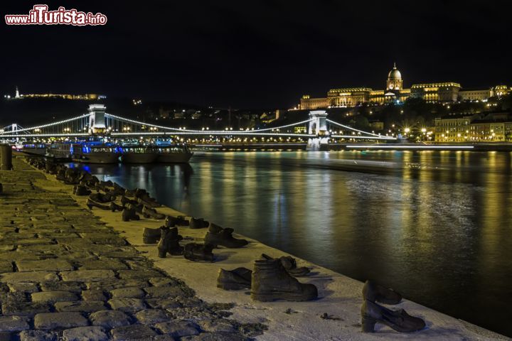 Le scarpe sul danubio a budapest top