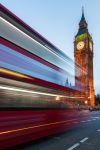 Uno scatto della Torre Elisabetta II dalla strada a fianco di Westminster a Londra - © Bucchi Francesco / Shutterstock.com