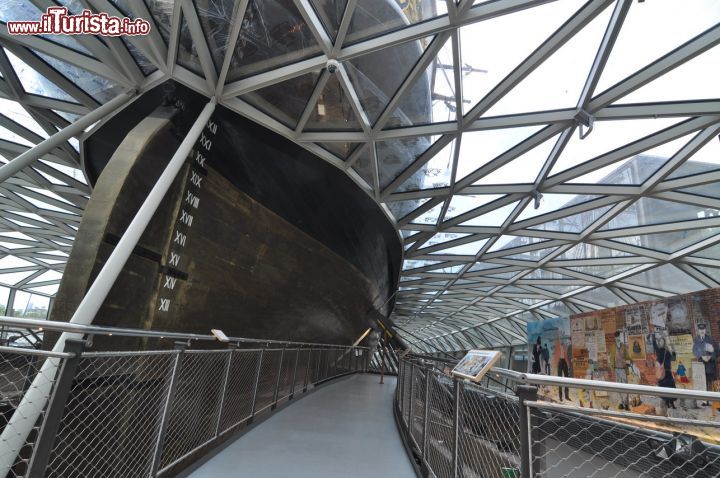 Immagine Dentro al Visitor Centre del Cutty Sark a Londra