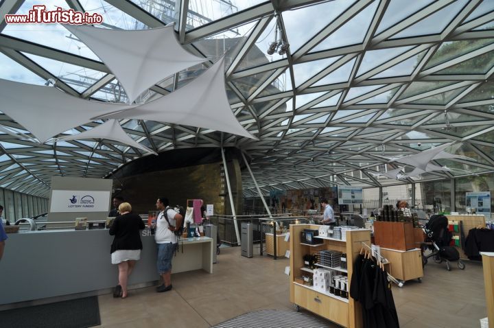 Immagine Shop e biglietteria all'interno del museo del Cutty Sark di Londra