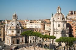 Il panorama di Roma fotografato dal belvedere del Vittoriano, raggiungibile con una coppia di ascensori in vetro - © Pe3k / Shutterstock.com