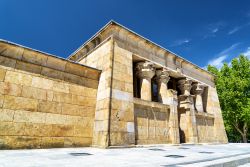 Il tempio di Debod è una delle attrazioni ...