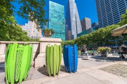 Parco pubblico di Manhattan, New York - Alle origini era un cimitero per i poveri, almeno sino al 1840 quando le sepolture vennero trasferite a Wards Island. Oggi Bryant Park è un importante ...