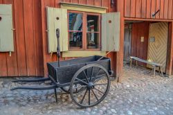 Una stradina del VIllaggio Skansen, il museo ...