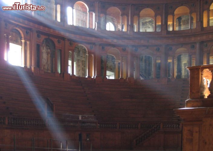 Immagine Il Teatro Farnese si trova nel complesso di Palazzo Pilotta, e la sua visita è inclusa nel percorso della Galleria Nazionale di Parma - © karaian -CC BY 2.0 - Wikimedia Commons.