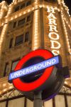 La fermata della metro di Harrods: Knightsbridge ...