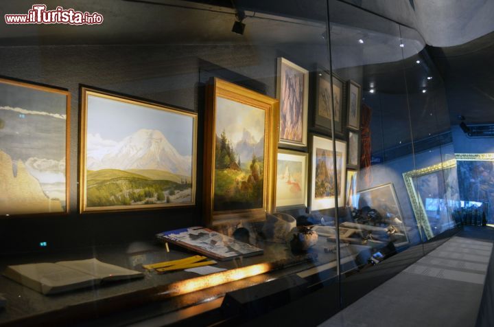 Immagine Esposizione sul tema dell'alpinismo tradizionale all'interno del museo MMM a Plan de Corones