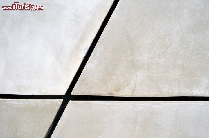 Immagine Particolare del rivestimento esterno in cemento a vista ottenuto impiegando tecniche di sviluppo digitale