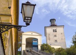 Sulla cima della torre difensiva di Zagabria si trova un osservatorio con panorama a 360° - © ivavrb / Shutterstock.com