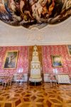 Un salone della Residenza di Salisburgo, ci rivela il lusso estremo che caratterizzava il palazzo del Vescovo - © Anibal Trejo / Shutterstock.com 