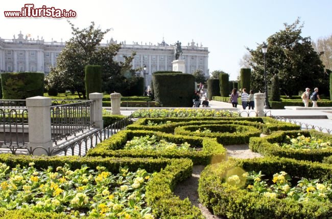 Plaza d'Oriente