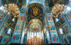 I ricchi mosaici della Chiesa del Sangue Versato a San Pietroburgo si estendono su una superficie di 7000 metri quadrati, forse la più grande superficie a mosaico del mondo - foto ...