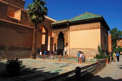 Il mausoleo delle tombe saadiane a Marrakech ...