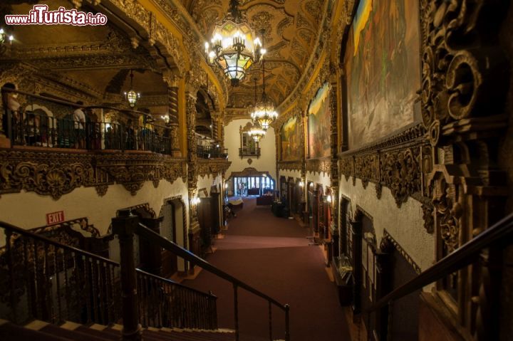 Immagine St. George Theatre, Staten Island: dopo anni di peripezie, il teatro ha riaperto nel 2004 con una ritrovata verve ed è tornato ad essere un punto di riferimento per gli abitanti del quartiere - foto © NYC & Company / Julienne Schaer