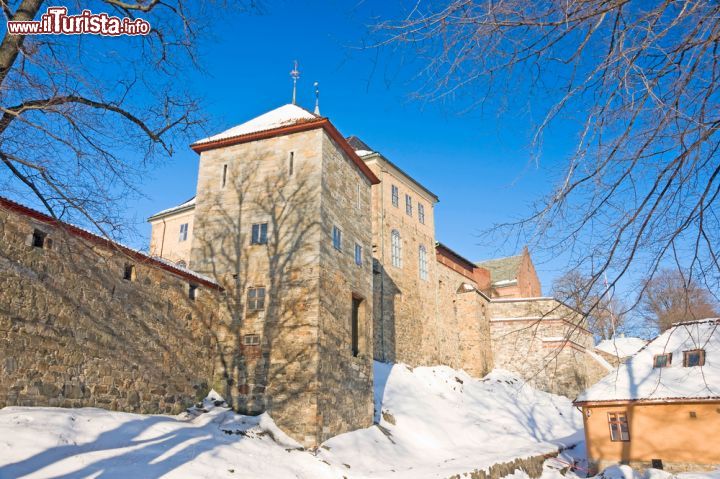 Immagine I bastioni della grande fortezza di Akershus ad Oslo- © byggarn.se / Shutterstock.com