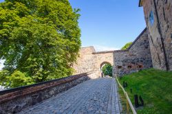 Porta d'accesso al complesso del castello di Akershus ad Oslo - © Anton_Ivanov / Shutterstock.com