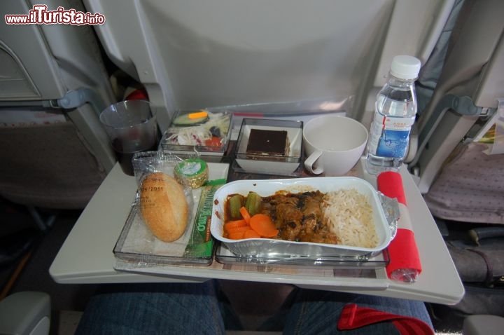 Immagine Royal Jordanian, ottimo pasto con agnello