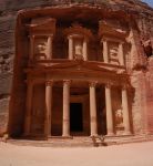 Un Viaggio in Giordania non pu prescindere dalla magica Petra: il palazzo del Tesoro