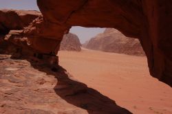 Il ponte di roccia nel Wadi Rum