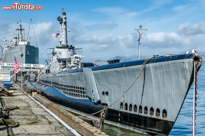 Immagine USS Pampanito è il sommergibile della seconda Guerra Mondial eadibito a museo presso il Fisherman s Wharf di San Francisco - © Jeff Whyte / Shutterstock.com