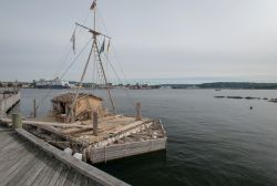 Una replica funzionante del Kon-Tiki, nel fiordo di Oslo in Norvegia - © Nanisimova / Shutterstock.com