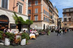 Ristoranti in piazza a Trastevre a Roma - © Tupungato / Shutterstock.com 