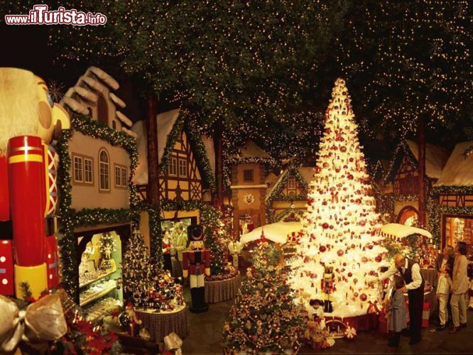 Immagine Un dettaglio del Villaggio di Natale, il più famoso negozio di decorazioni natalizie della Germania - © Käthe Wohlfahrt GmbH & Co.OHG