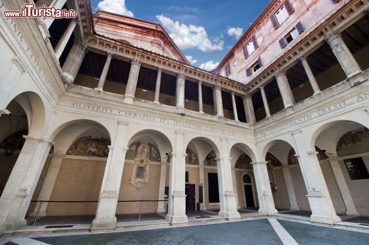 Cosa vedere e cosa visitare Chiostro del Bramante