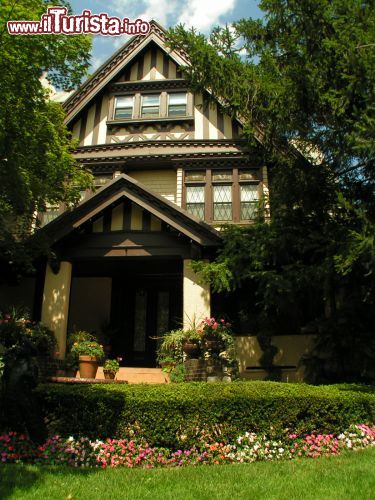 Immagine Saitta House è una delle case storiche di Dyker Heights a New York City - © wipidedia.org