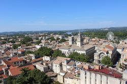 Vista dall'alto della città di Avignone dal Palais des Papes