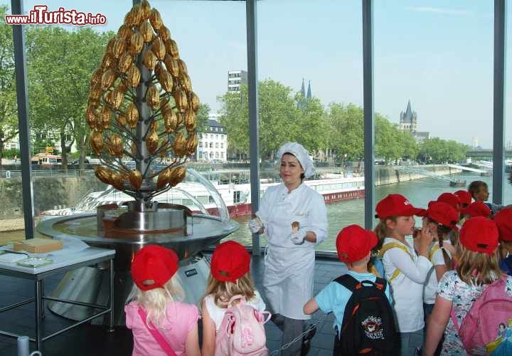 Immagine Visita guidata di una scolaresca al museo della Cioccolata di Colonia - © Museo della Cioccolata Imhoff