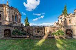 Un dettaglio degli edifici di La Scarzuola a Montegabbione in Umbria - © ValerioMei / Shutterstock.com