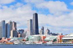 La Skyline di Chicago e il colorato molo del Navy Pier - © Songquan Deng / Shutterstock.com