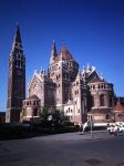 Vista laterale del Duomo di Szeged