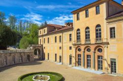 Il retro di Villa della Regina sulle colline di Torino - © claudiodivizia / Shutterstock.com