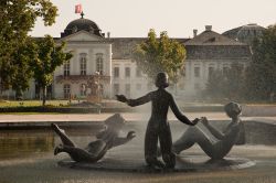 Una fontana del parco di Palazzo Grassalkovich a Bratislava - © rorem / Shutterstock.com